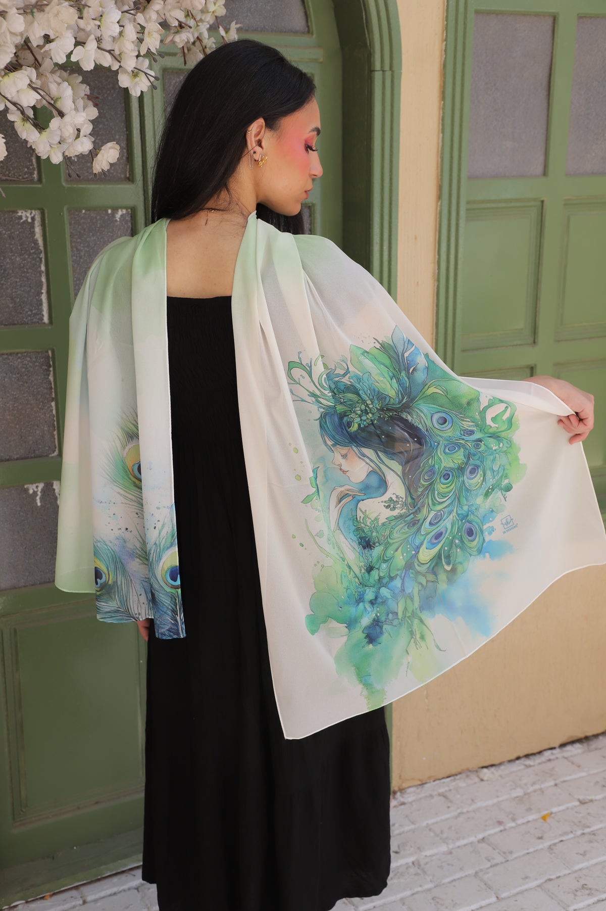 light Peacock Woman Cotton Feel Scarf